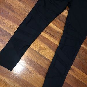 Fabletics Marina Leggings
